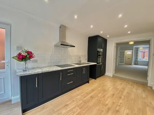 Living Kitchen- click for photo gallery
